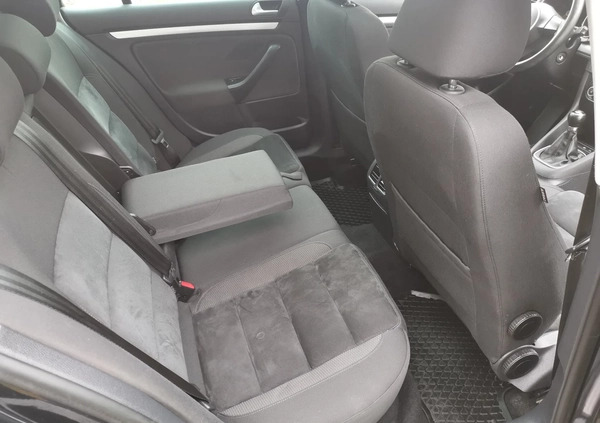 Volkswagen Golf cena 30000 przebieg: 185000, rok produkcji 2012 z Dąbrowa Białostocka małe 704